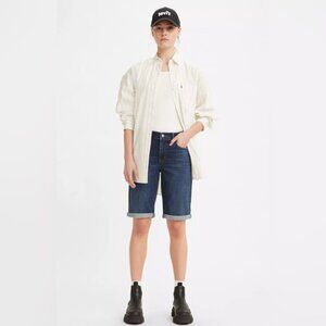 NWT Levi's Blue mid rise stretch 5 pocket Bermuda Jean Shorts with Cuffed Hem